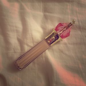 JEFFREE STAR Magic Star Concealer in shade C5